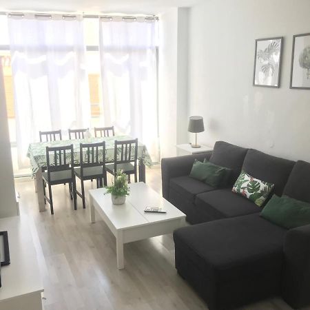 Apartamento Con Encanto 'Larios Luxy' Apartment Малага Екстериор снимка