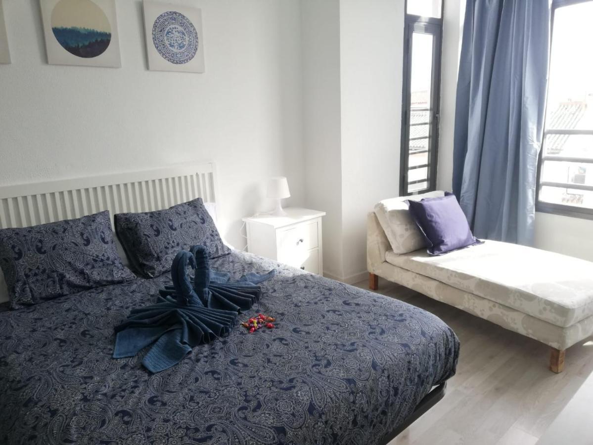 Apartamento Con Encanto 'Larios Luxy' Apartment Малага Екстериор снимка