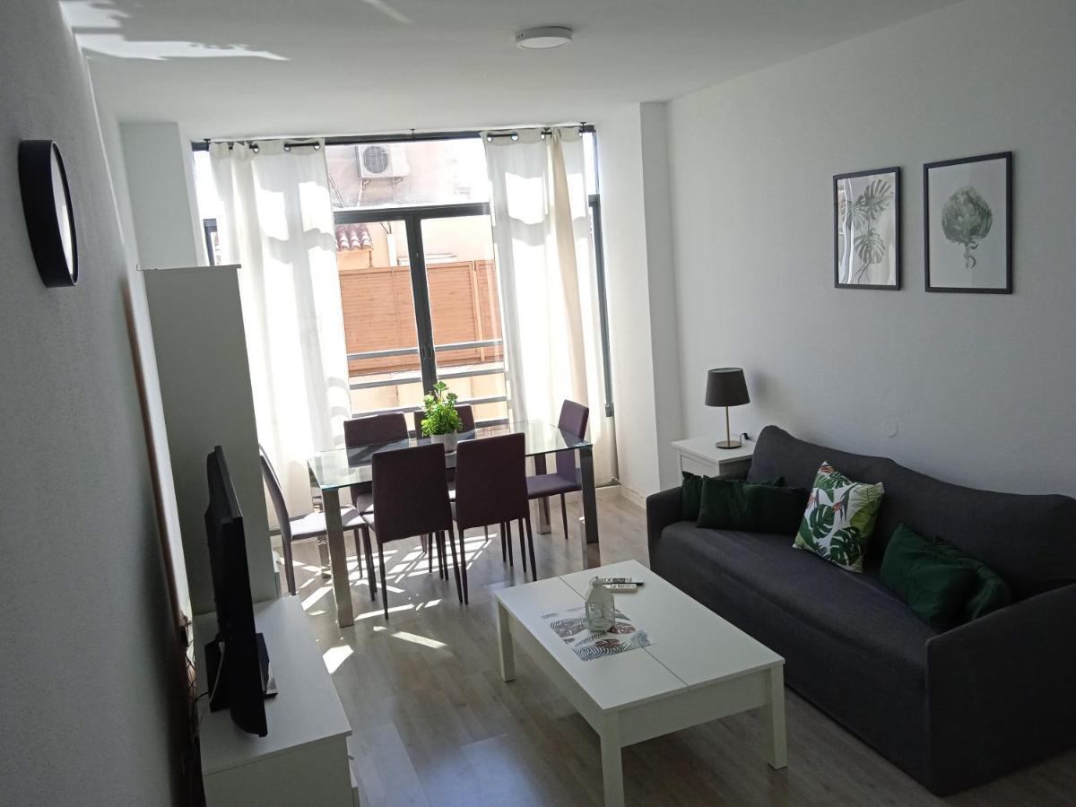 Apartamento Con Encanto 'Larios Luxy' Apartment Малага Екстериор снимка