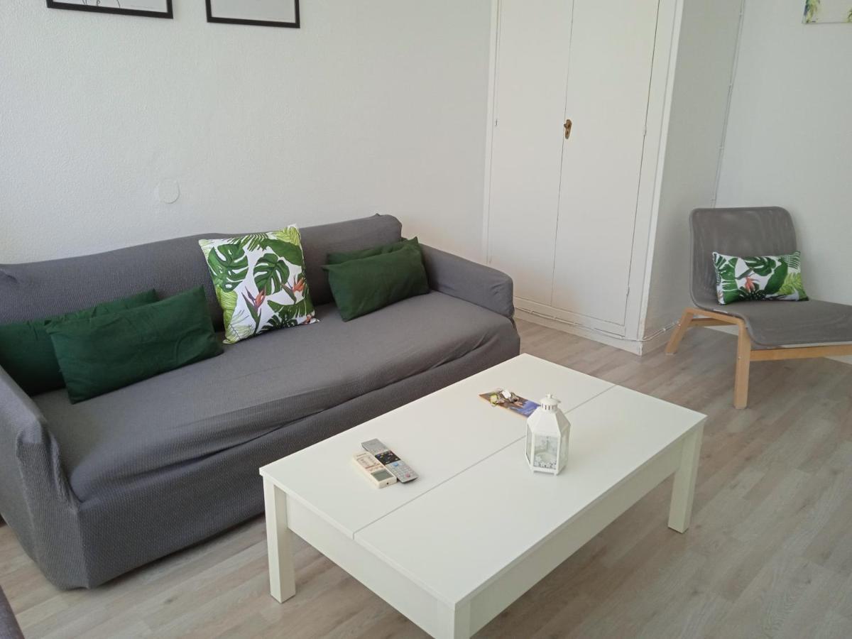 Apartamento Con Encanto 'Larios Luxy' Apartment Малага Екстериор снимка