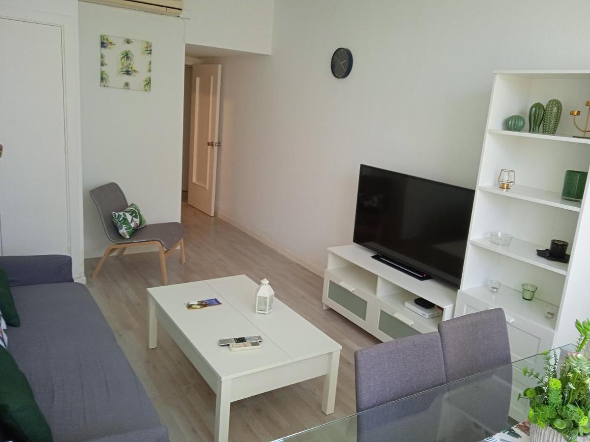Apartamento Con Encanto 'Larios Luxy' Apartment Малага Екстериор снимка