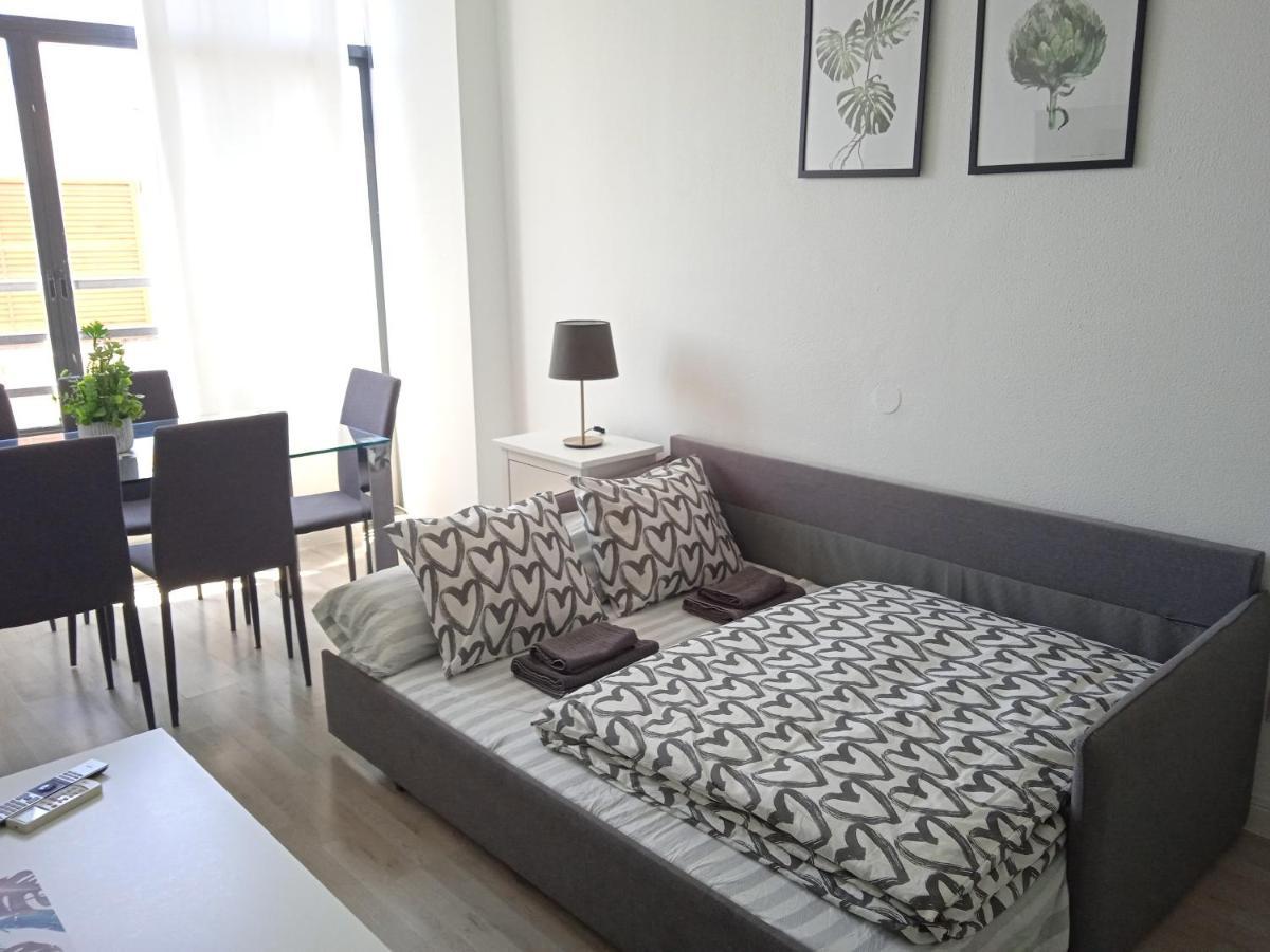 Apartamento Con Encanto 'Larios Luxy' Apartment Малага Екстериор снимка