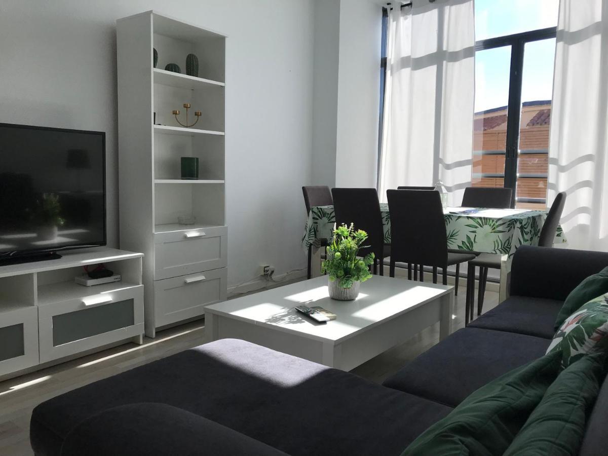 Apartamento Con Encanto 'Larios Luxy' Apartment Малага Екстериор снимка