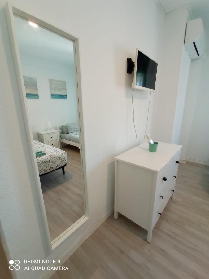 Apartamento Con Encanto 'Larios Luxy' Apartment Малага Екстериор снимка